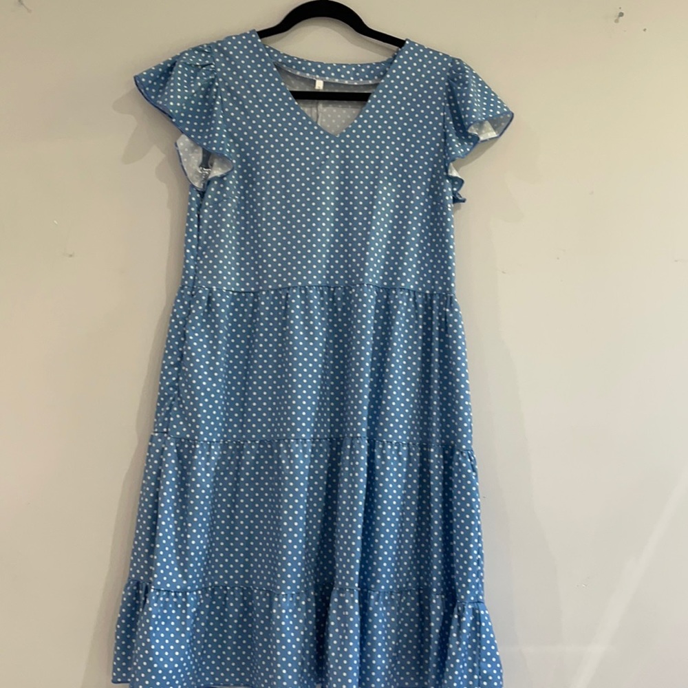 In perfect condition blue polka dot dress